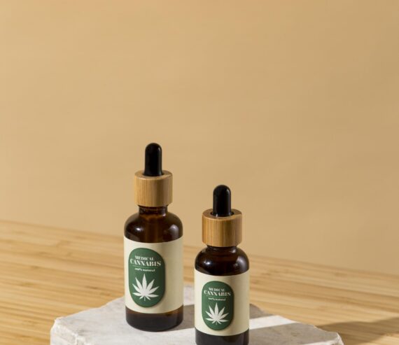 cbd-oil-dropper-arrangement (1)